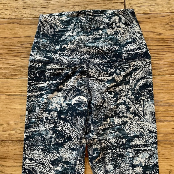 Lululemon Align Pant in Paisley Glaze Multi - Picture 8 of 11